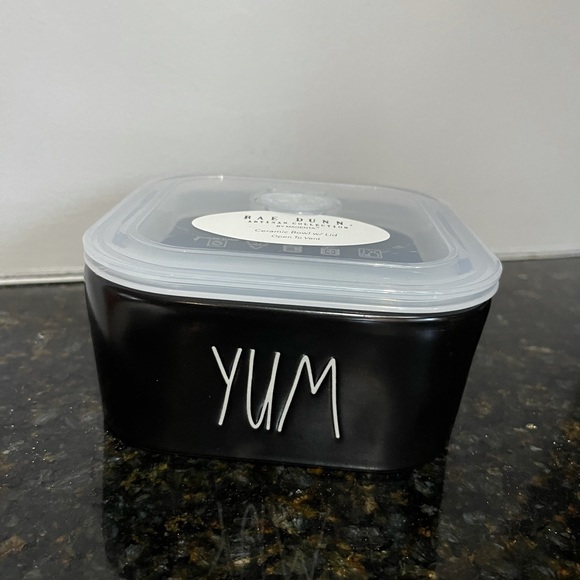 Rae Dunn - YUM - food container - Picture 1 of 2